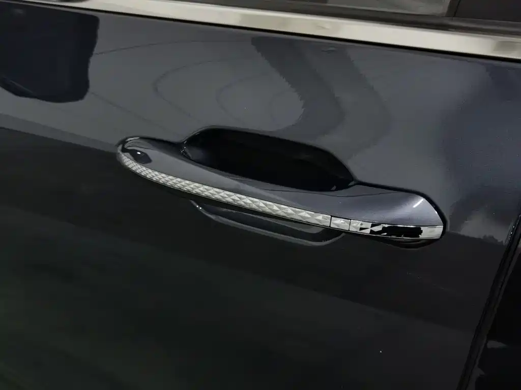 Hyundai Custo — миниатюра 18