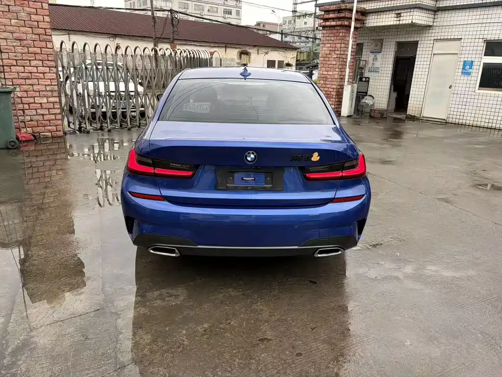 BMW 3 Series — миниатюра 8