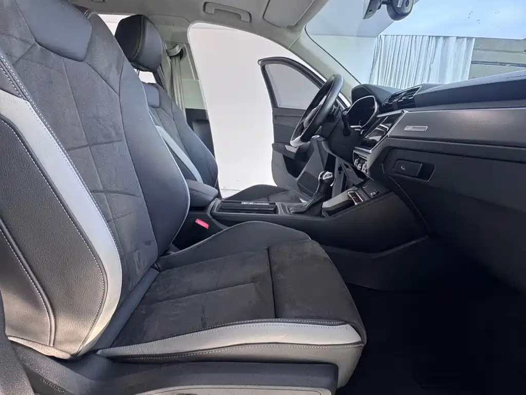 Audi Q3 — миниатюра 11