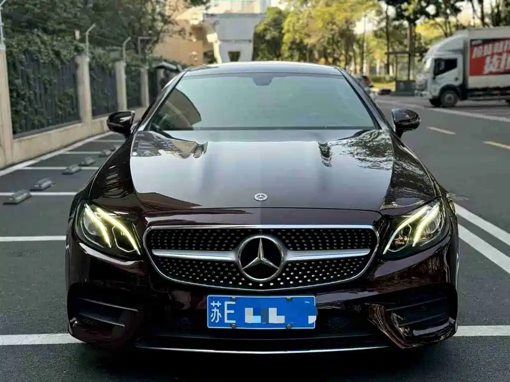 MERCEDES-BENZ E CLASS
