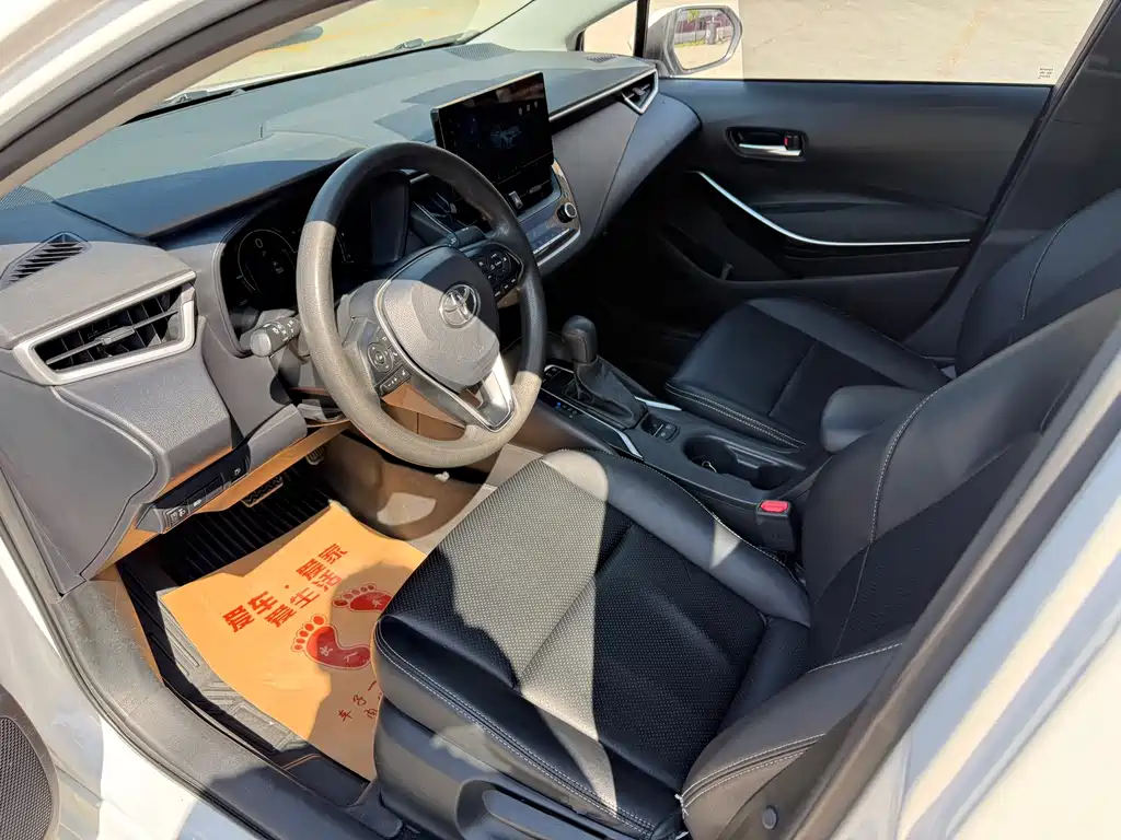 Toyota Corolla — миниатюра 4