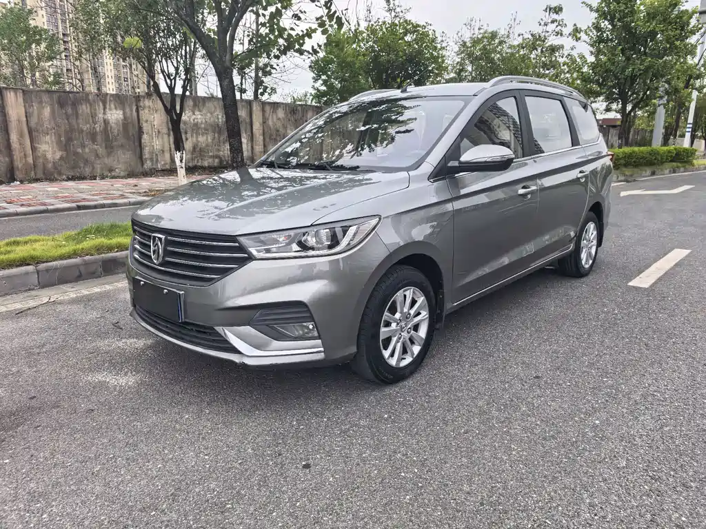 Baojun 360