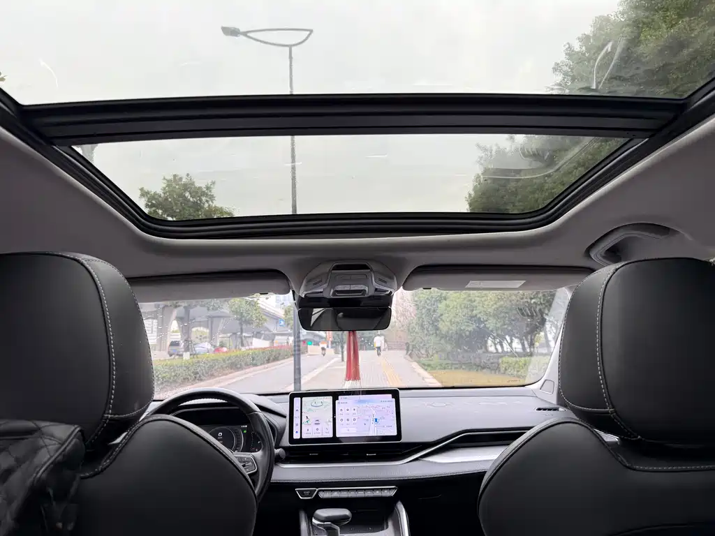 GEELY AUTOMOBILE XINGRUI