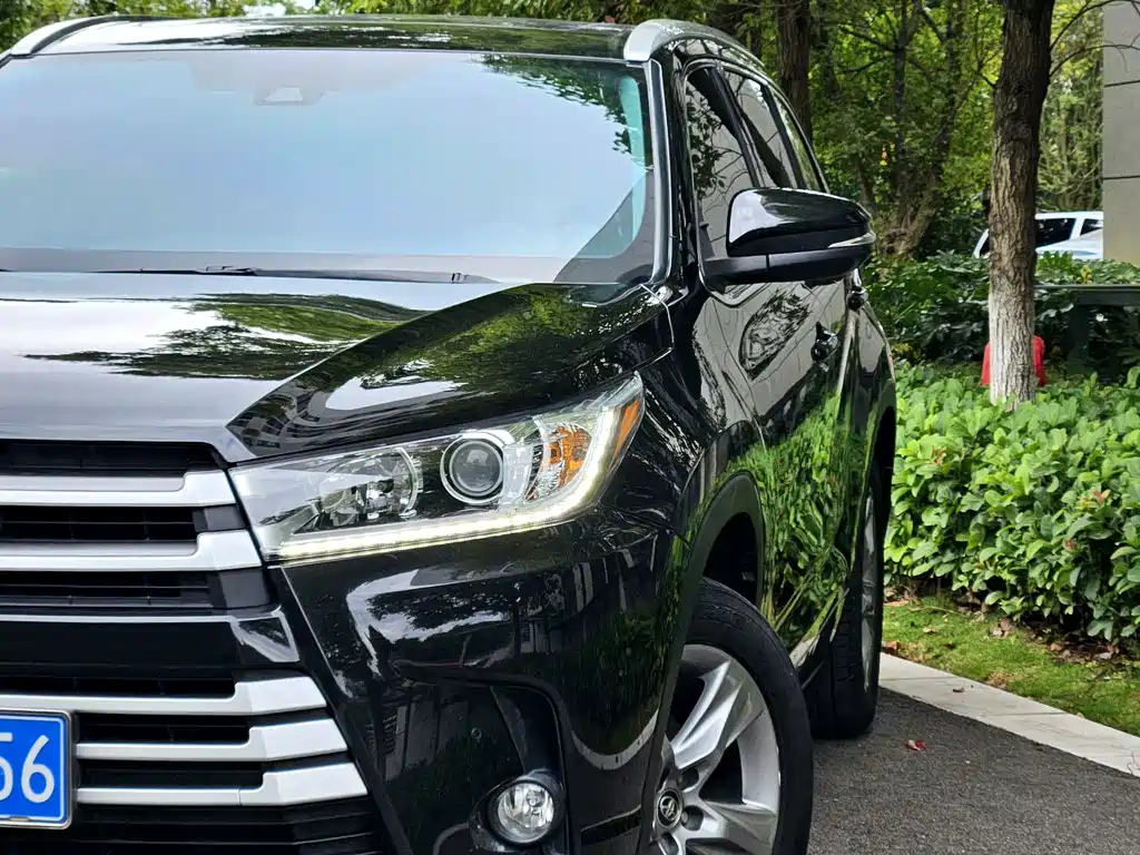 Toyota Highlander — миниатюра 24