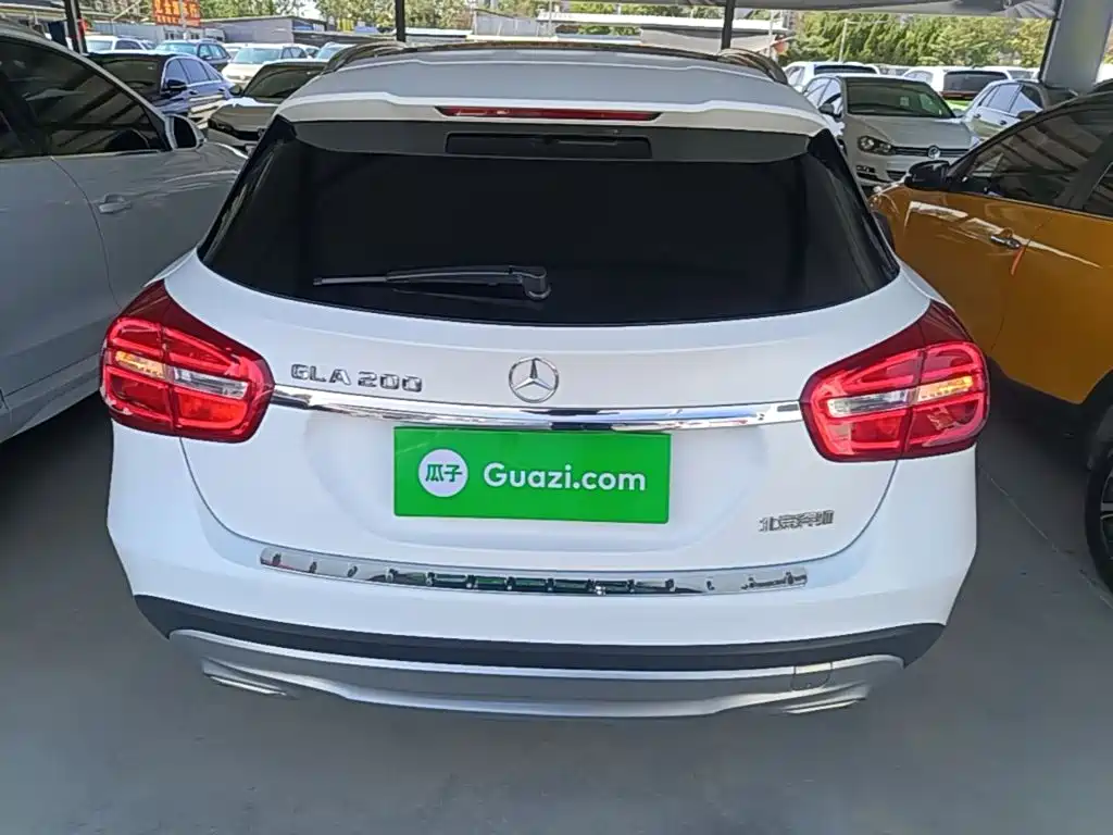 Mercedes-Benz GLA — миниатюра 6