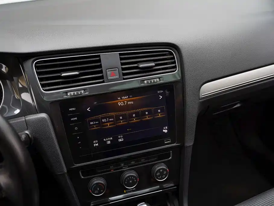 Volkswagen Golf — миниатюра 9