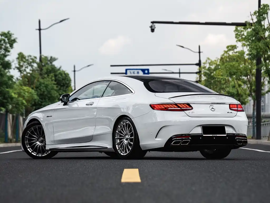 Mercedes-Benz S-Class — миниатюра 4