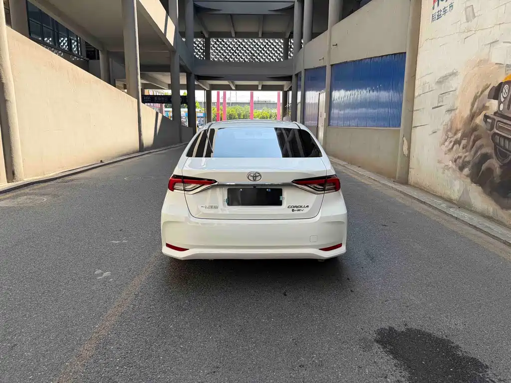 Toyota Corolla — миниатюра 5