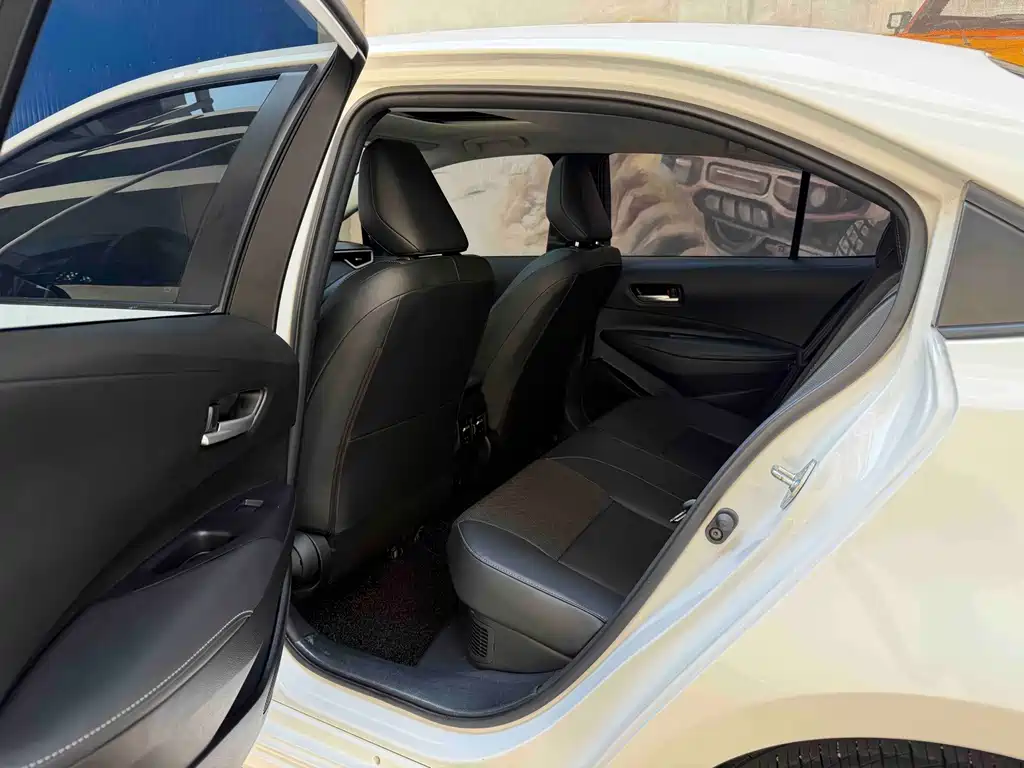 Toyota Corolla — миниатюра 8