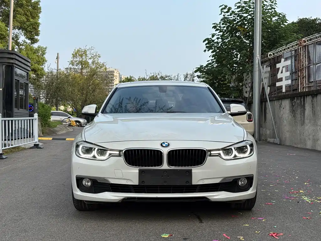 BMW 3 Series — миниатюра 2