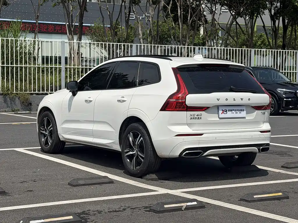 Volvo XC60 — миниатюра 17