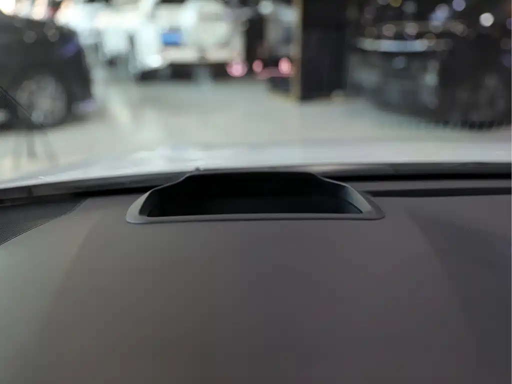 Toyota Granvia 2022 2.5L Flagship