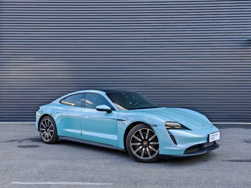 Porsche Taycan 2021
