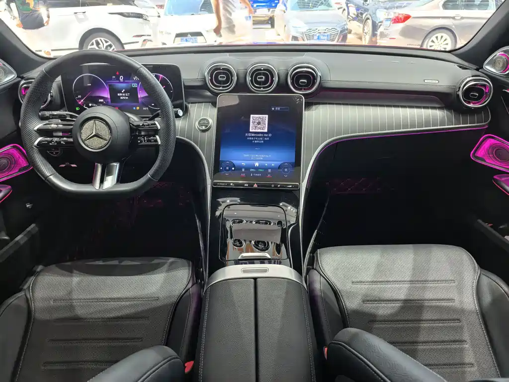 Mercedes-Benz C-Class — миниатюра 11