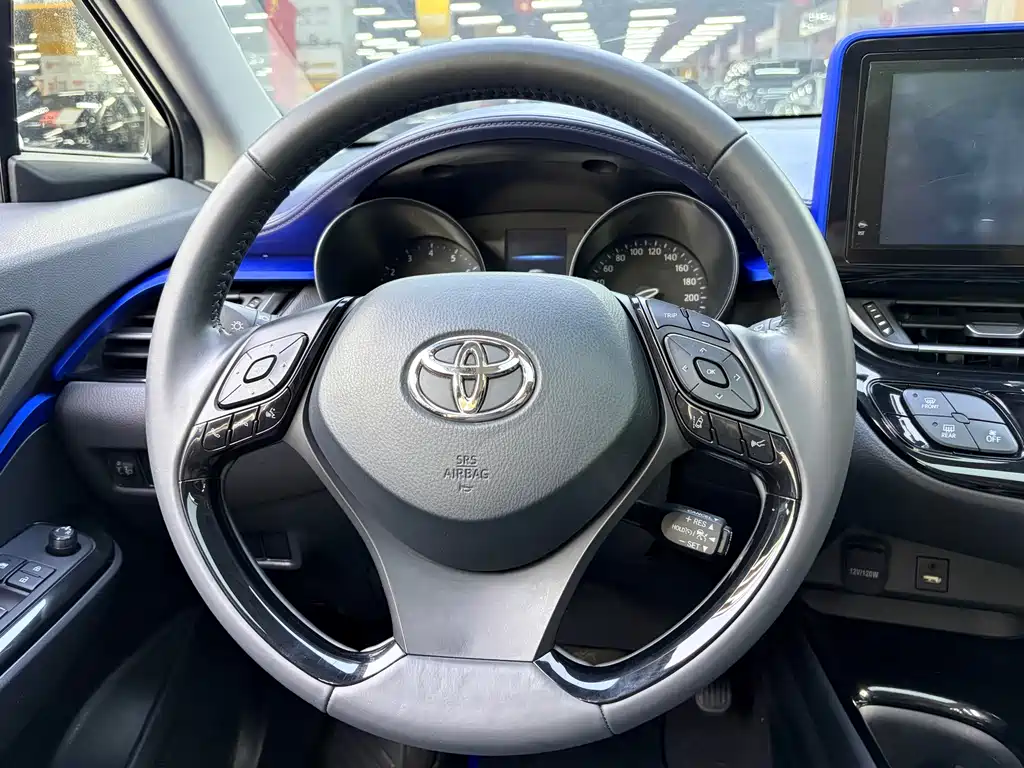 Toyota C-HR — миниатюра 7