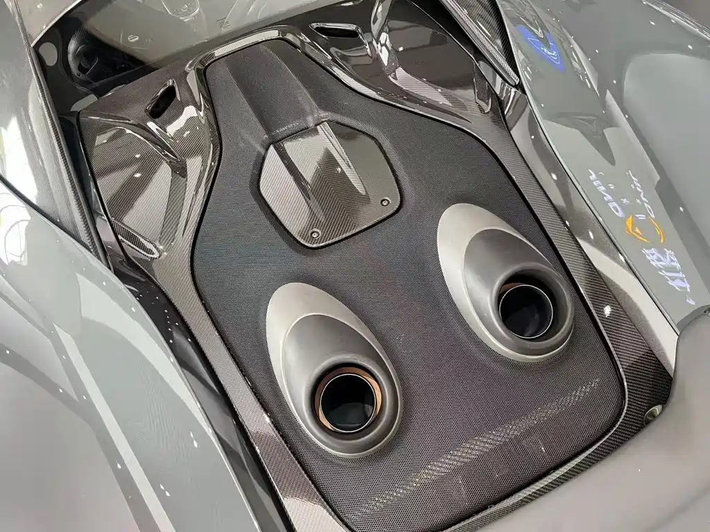 McLaren 600LT — миниатюра 7