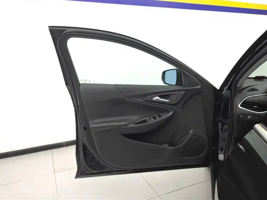 CHEVROLET MAI RUIBAO XL