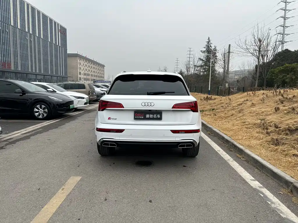 Audi Q5L 2021 45 TFSI Luxury