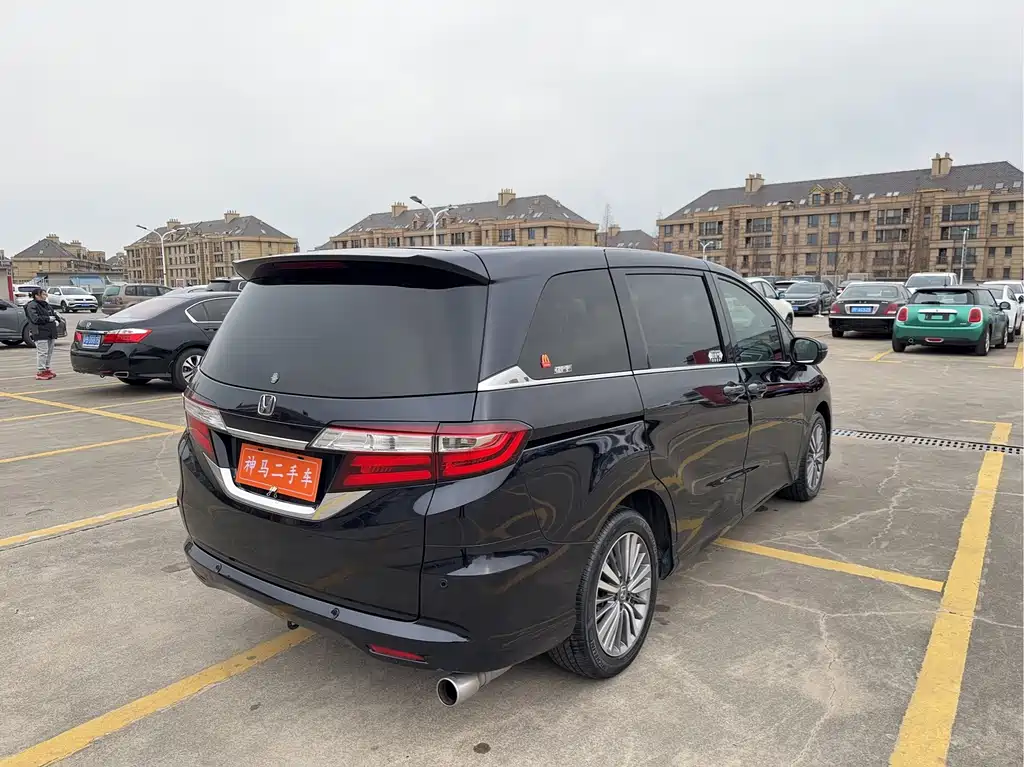 Honda Odyssey — миниатюра 6