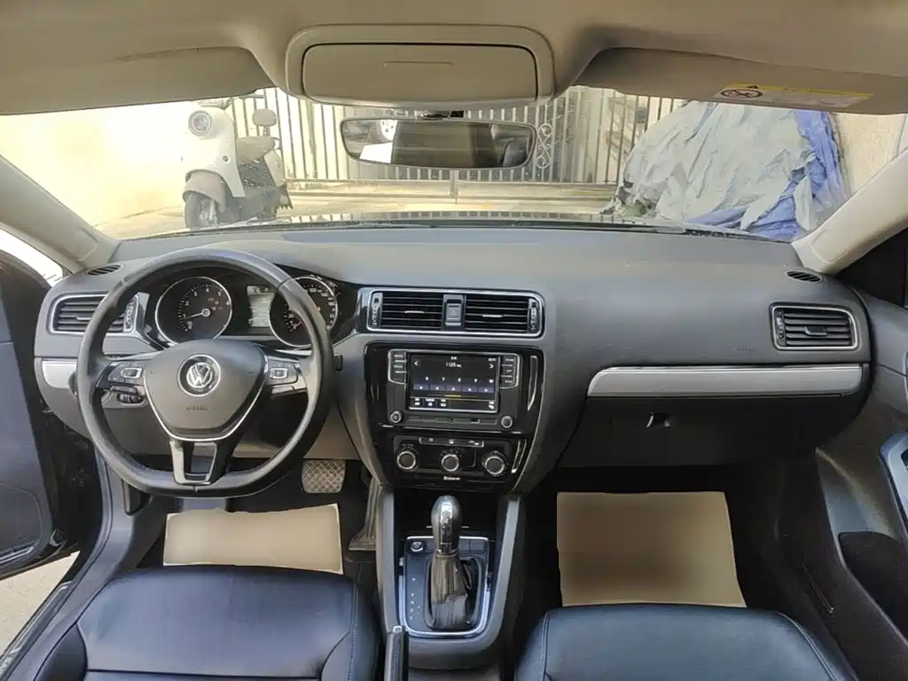 Volkswagen Sagitar — миниатюра 10