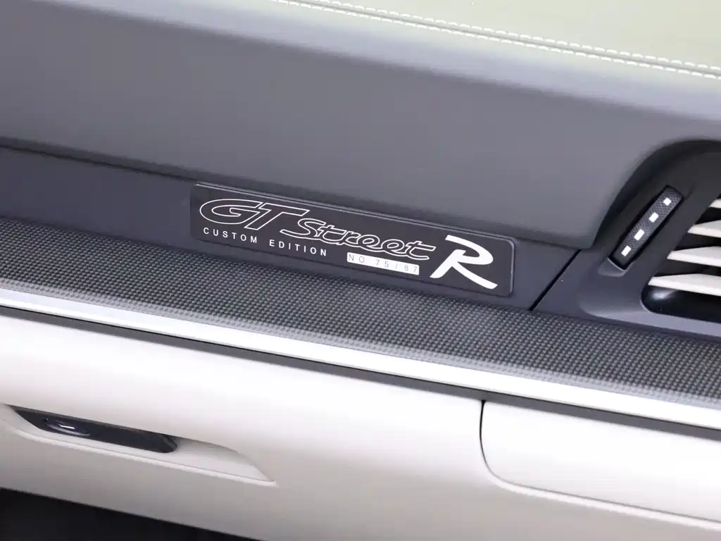 Porsche 911 — миниатюра 27