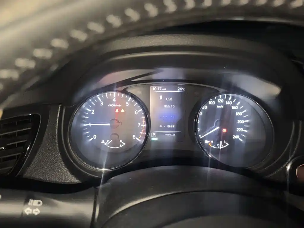 Nissan X-Trail — миниатюра 4
