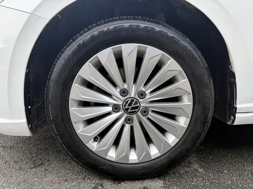 Volkswagen Lavida — миниатюра 27