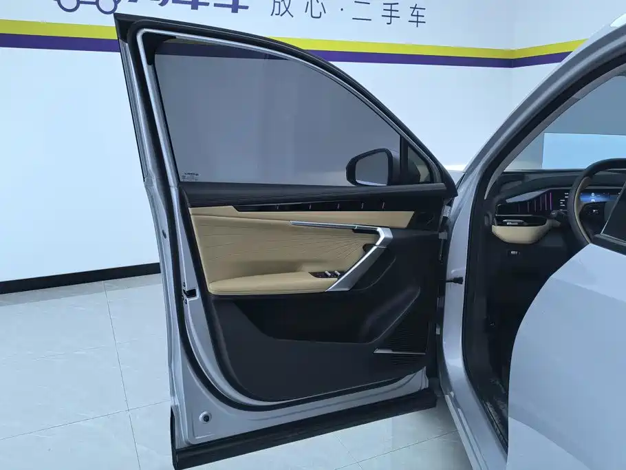 Geely Boyue L — миниатюра 7