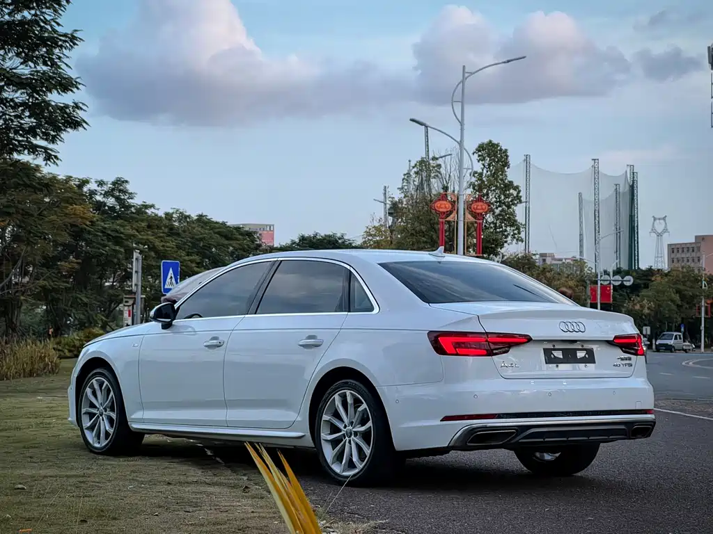 Audi A4L — миниатюра 7