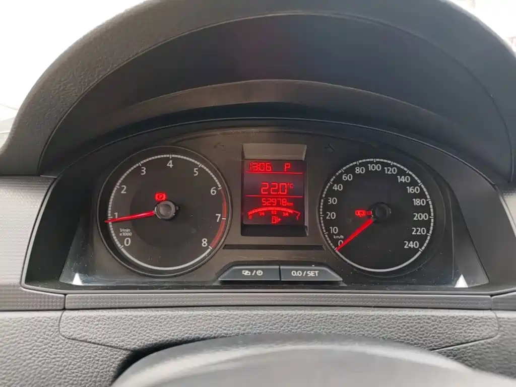 Volkswagen Santana — миниатюра 12