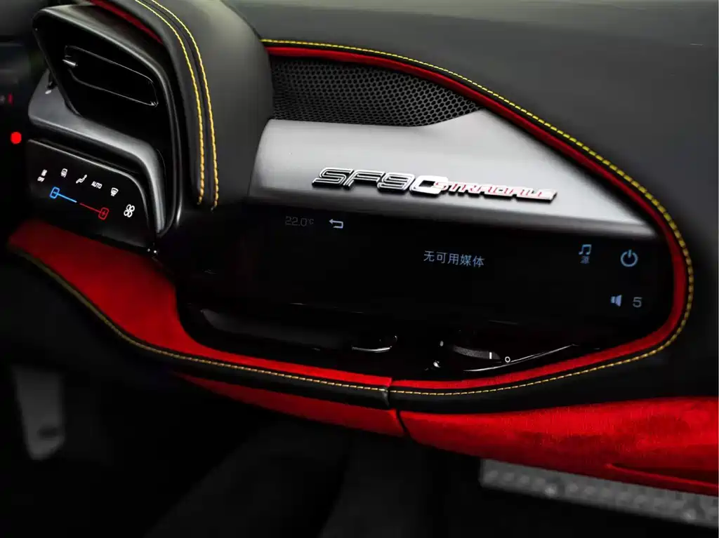 Ferrari SF90 — миниатюра 4