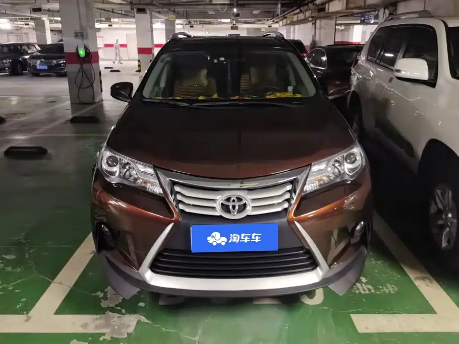 Toyota RAV4 — миниатюра 2