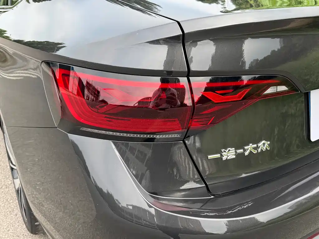 Volkswagen Sagitar — миниатюра 5