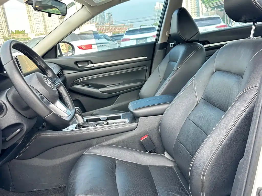 Nissan Teana — миниатюра 6