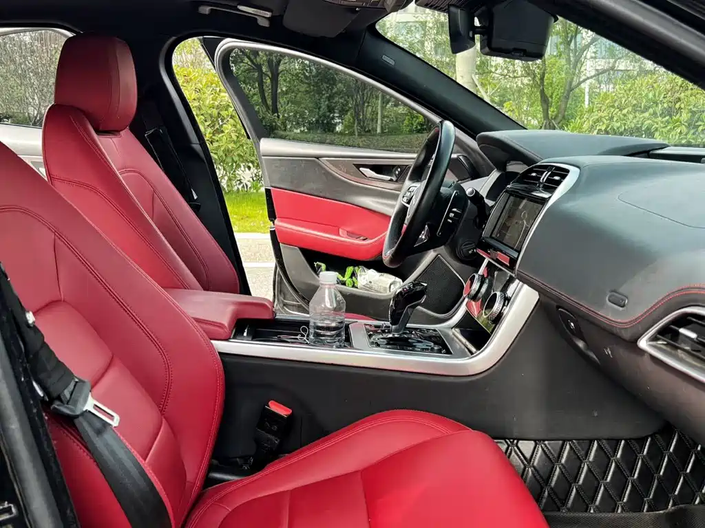 Jaguar XEL — миниатюра 6