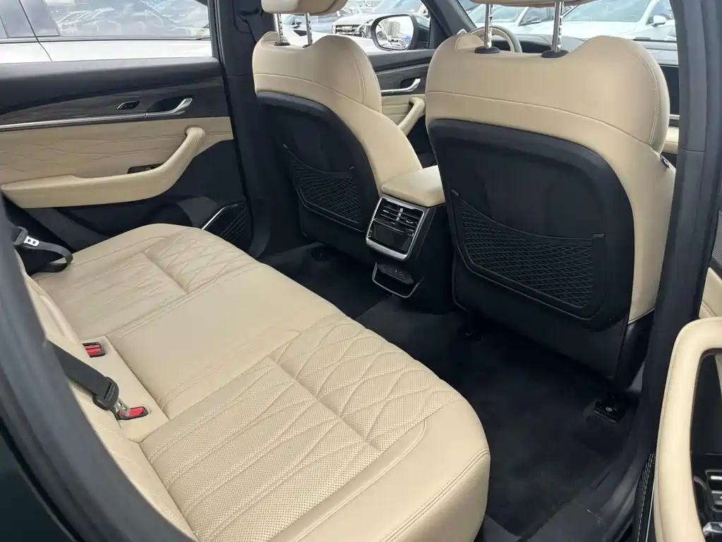 Geely Xingyue L — миниатюра 12