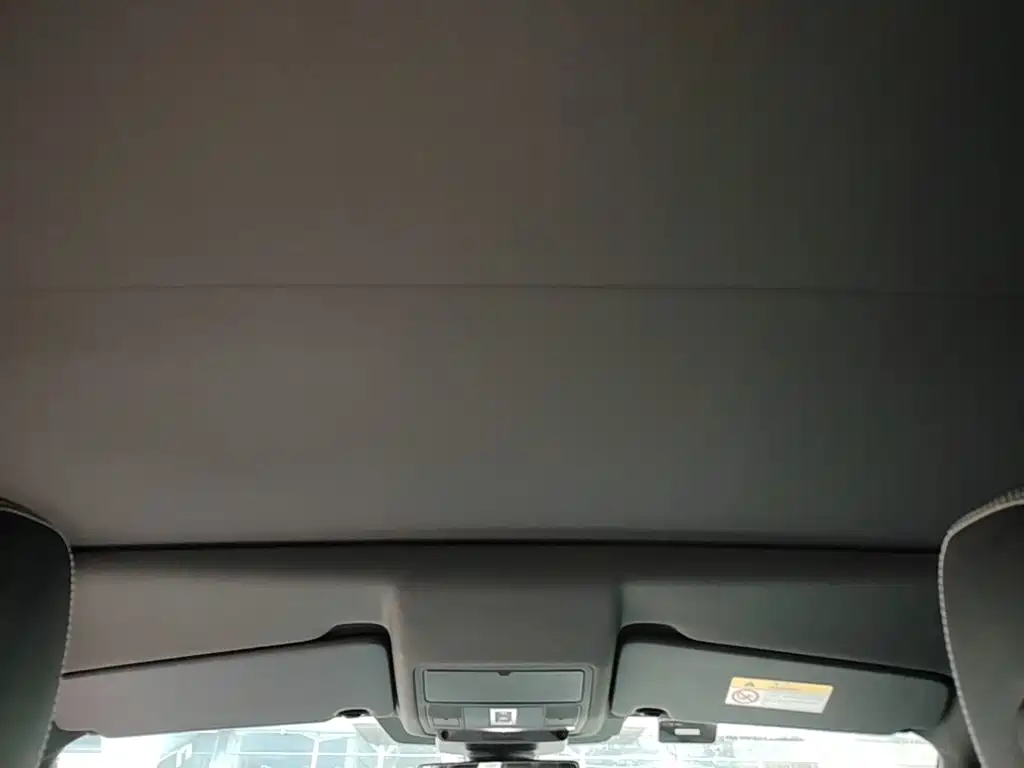 Land Rover Discovery Sport — миниатюра 18