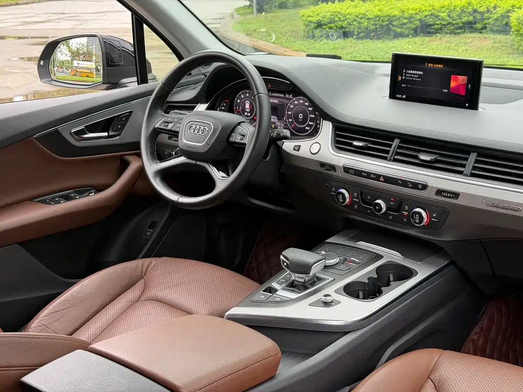 Audi Q7 — миниатюра 9