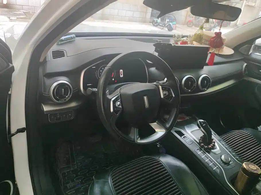 Wey Wey VV6 — миниатюра 12