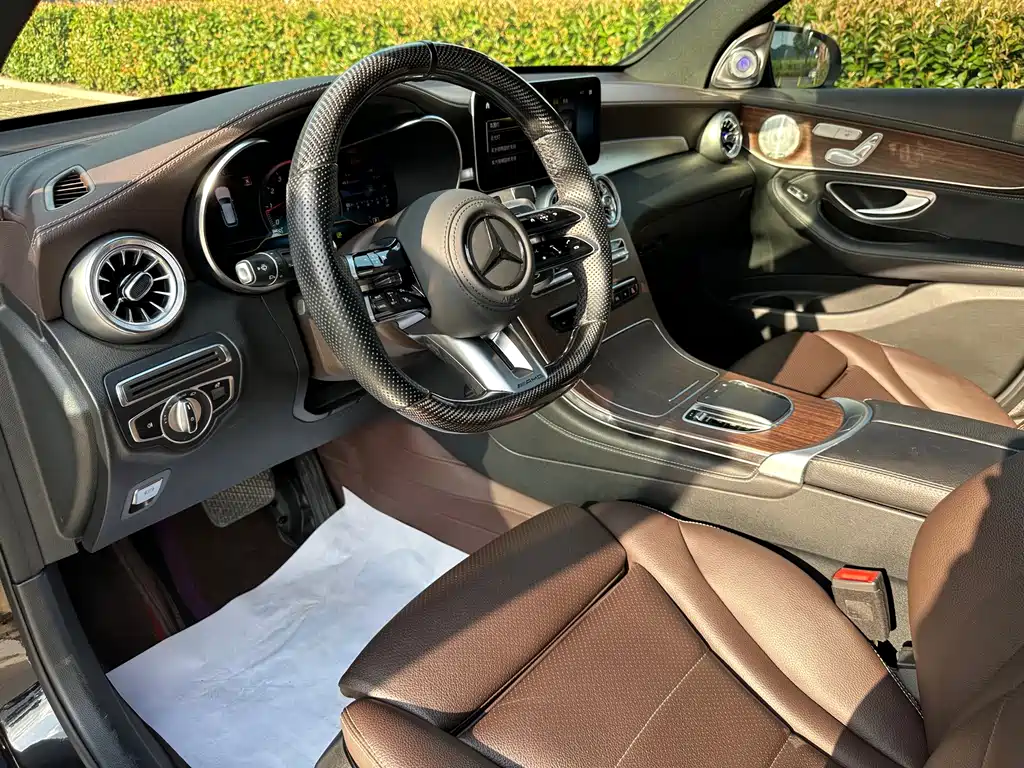 Mercedes-Benz GLC — миниатюра 6