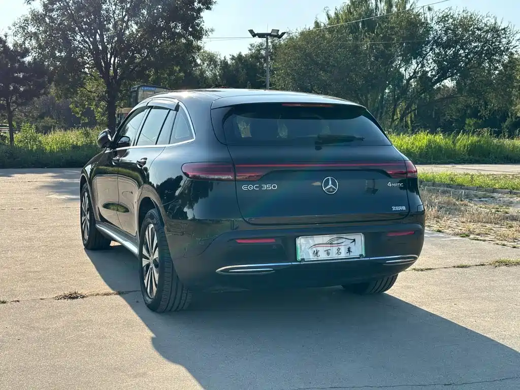 Mercedes-Benz EQC — миниатюра 4
