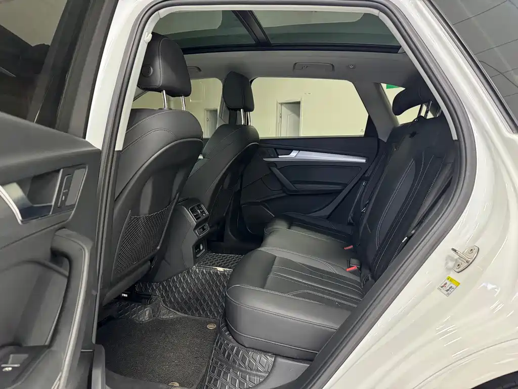 Audi Q5L — миниатюра 6