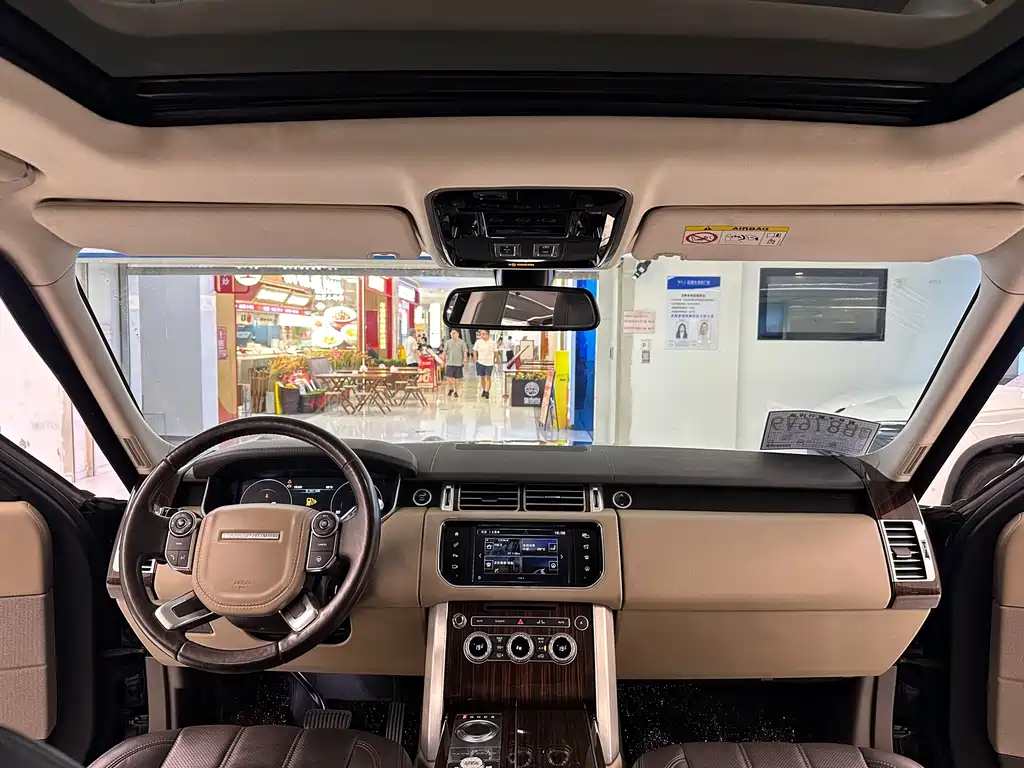 Land Rover Range Rover — миниатюра 22