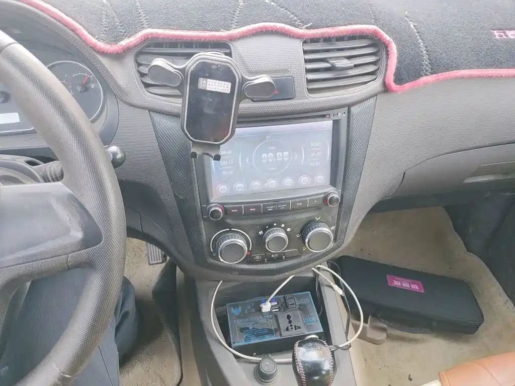 Wuling Hongguang — миниатюра 16