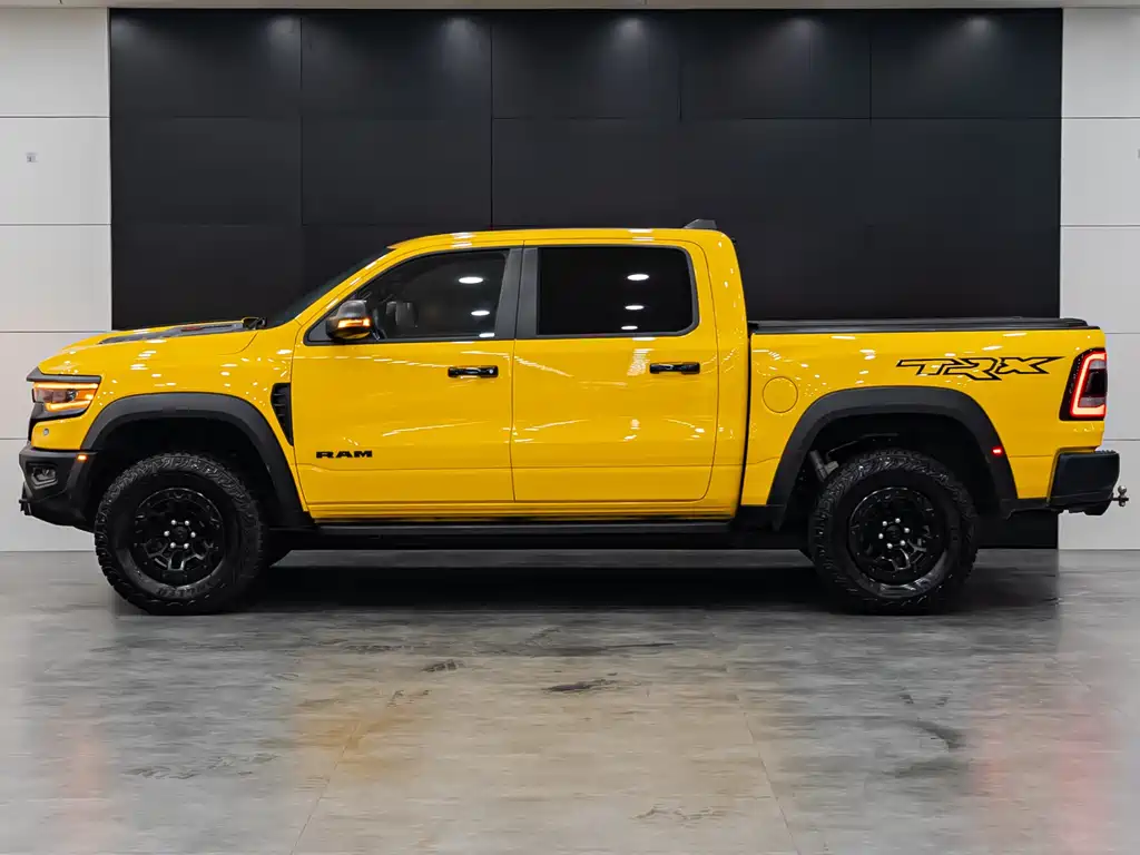 Ram Trucks 2023 6.2T