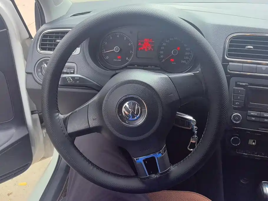 Volkswagen Polo — миниатюра 15