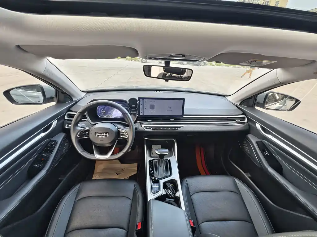 Geely Emgrand — миниатюра 13