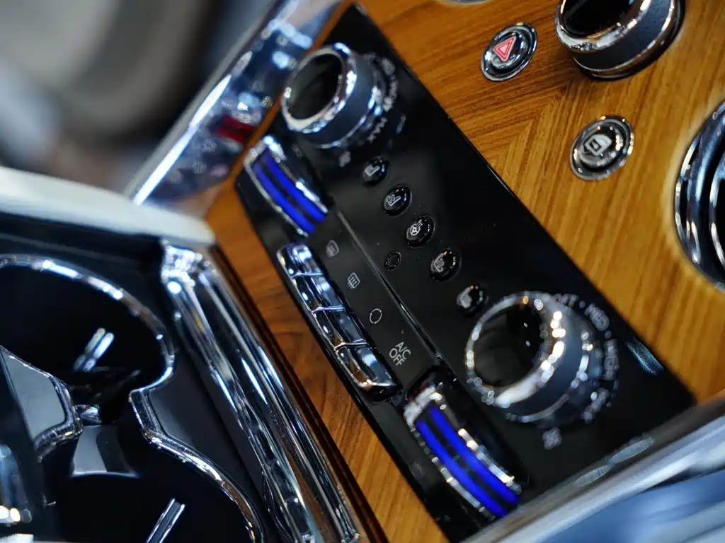 Rolls-Royce Cullinan — миниатюра 50