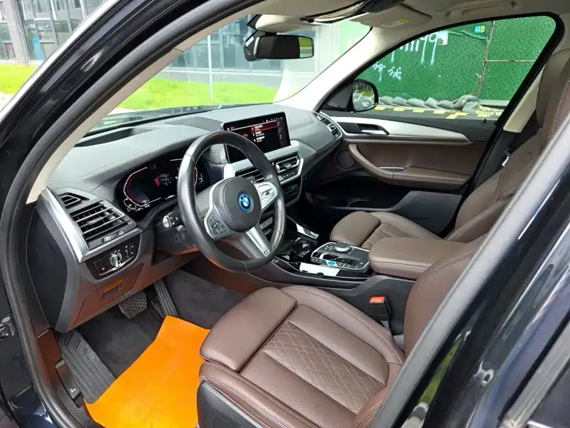 BMW iX3 — миниатюра 3