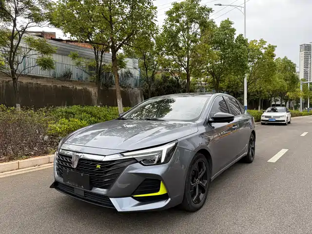 ROEWE  I6 MAX 2020
